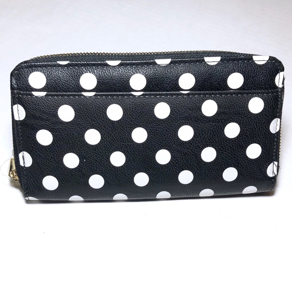 NWT polka dot zip wallet